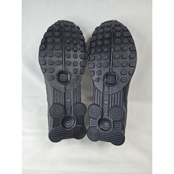 NEW Nike Shox R4 Triple Black Men\'s 12 Shoes Sneakers HQ1988-001 No Box main image 11